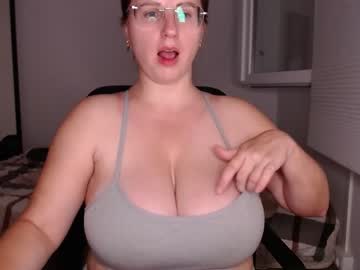 girl
        gentle__woman cam image #1958032