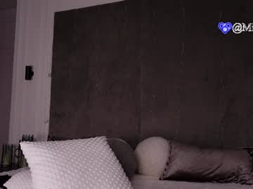 girl
        miladenver cam image #5920579