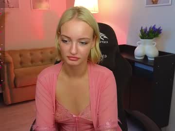 girl
        elly_shine_ cam image #4639006