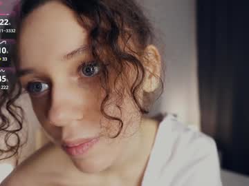 girl
        elvahamling cam image #5470961