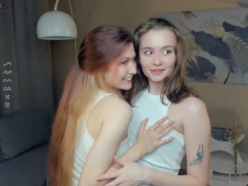 couple
        _hollydolly_ cam image #3026594