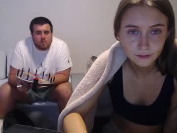 couple
        lilgoofball cam image #4076819