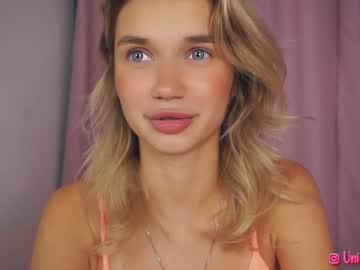 girl
        elisa_baby_girl cam image #4665521