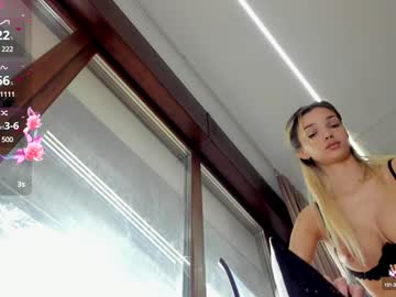 girl
        sassyt33n cam image #6826518