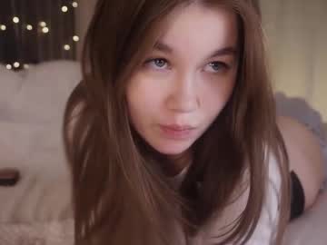girl
        constanceharding cam image #4580241