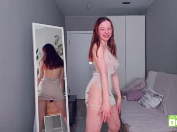 girl
        eleonora_linn cam image #1868604