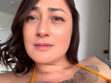 girl
        saylamoon cam image #5975875