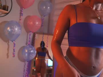 girl
        swt_molly cam image #322118