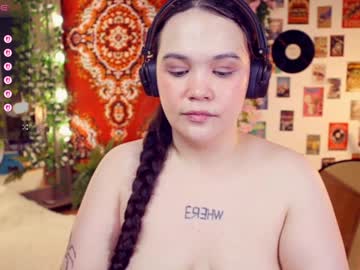 girl
        chery_lady22 cam image #6622212