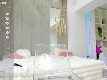 girl
        eva_teilor cam image #3943771