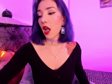 girl
        thecosmicgirl cam image #4080