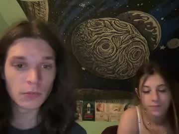 couple Nude Cam Girls Playing Games with dumbnfundoubletrouble