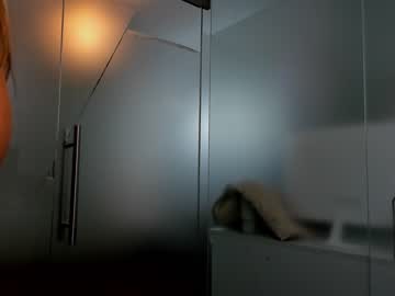 girl
        anyarayne cam image #3012353