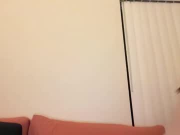 girl
        tinytittytia cam image #6990358