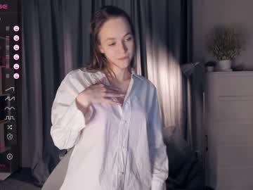girl Nude Cam Girls Playing Games with loveeonlovee