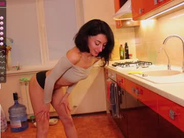 girl
        _darsy cam image #1361147