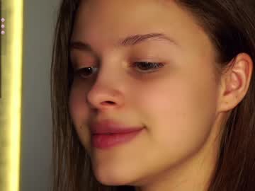 girl
        a_whole_eternity cam image #4220929