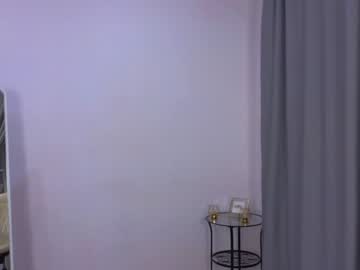 girl
        wanda_robinson cam image #2209109