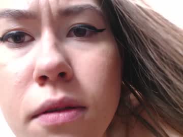 girl
        sweetpulse_ cam image #4192268