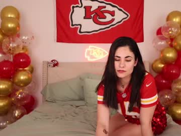 couple
        ari_lovexo cam image #6104588