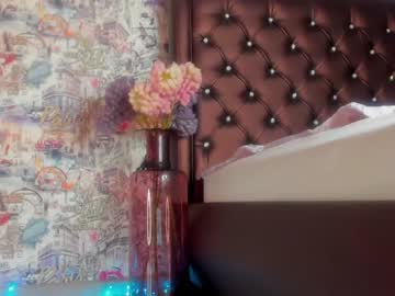 girl
        angelina_new cam image #171691