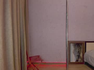 girl
        candy_campbell cam image #2022049
