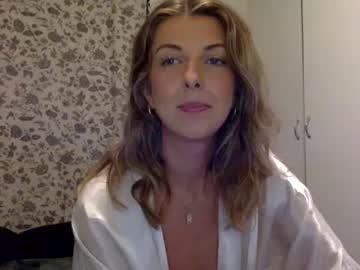 girl Nude Cam Girls Playing Games with charliexxx0