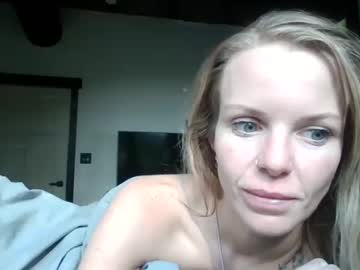 girl Nude Cam Girls Playing Games with carinablair777