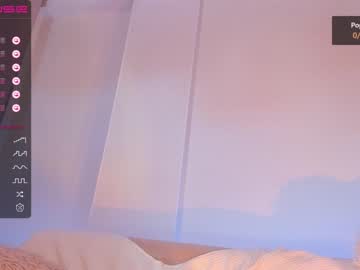 girl
        iminako cam image #1704225