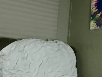 couple
        sexytreesmoker cam image #1076688