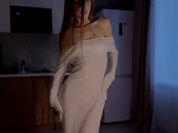 girl
        shiningstarrr cam image #5848308