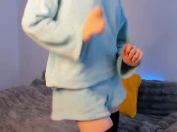 girl
        sheenaeastes cam image #4087075