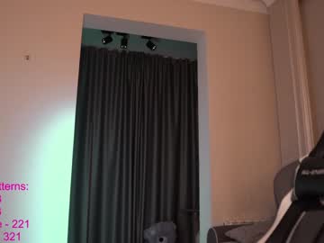 girl
        lindamei cam image #880152