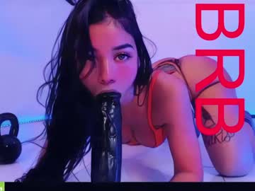 girl
        nicollbashel cam image #4569669