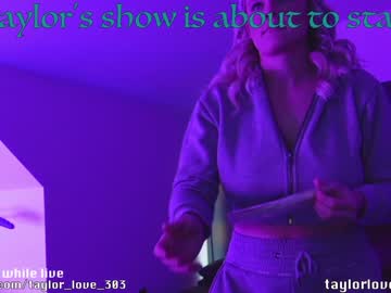 girl
        taylor_love_303 cam image #1273049