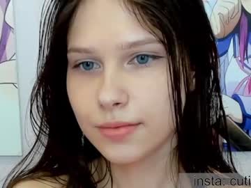 girl
        avrora_deis cam image #3564705