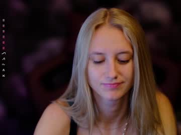 girl
        angeellina cam image #5414243