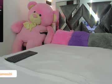 girl
        emma_jamess cam image #6810191