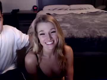 couple Nude Cam Girls Playing Games with alicetheinnocent
