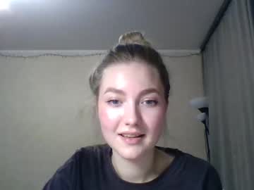 girl
        aksssgirl cam image #901646