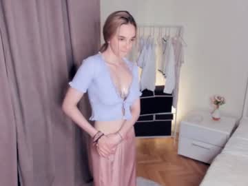 girl
        love_lovess cam image #2030610