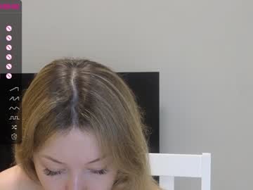 girl
        evafrancis cam image #1820616