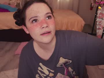 girl
        chery_lady22 cam image #1379200