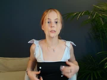 girl
        jolly_bean cam image #5919101