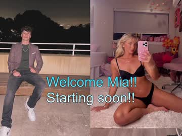 couple
        alpha_luke cam image #5997015