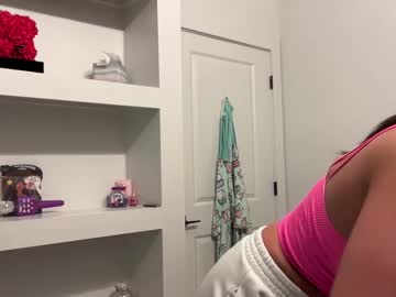 girl
        camiliakxoxo cam image #6070075