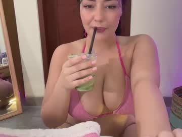 girl
        heyitscoco_xx cam image #5366429