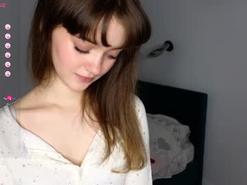 girl
        delicasy cam image #5467860