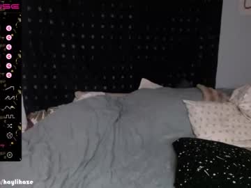 girl
        haylihaze cam image #1508803