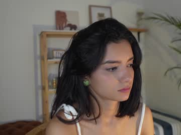 girl
        urcutelinda cam image #3802302